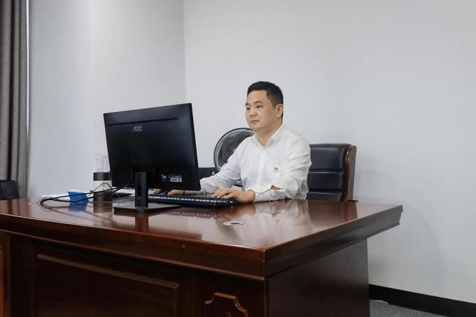 基層職工熱議黨的二十大系列報(bào)道（三） ：愛崗敬業(yè)、無私奉獻(xiàn)，在公司高質(zhì)量發(fā)展中拼搏奮斗